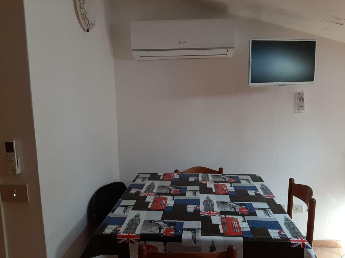 Il Gabbiano Lägenhet Viareggio Exteriör bild